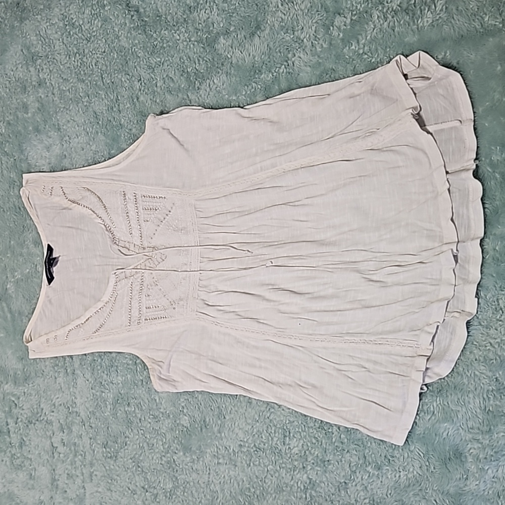White American Eagle tank